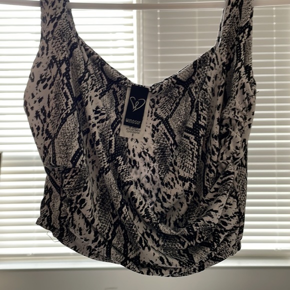 Snake skin crop top - Picture 3 of 4